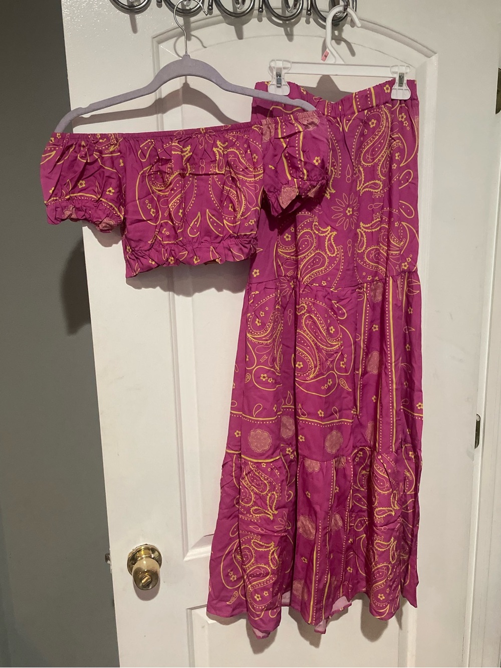 New! Benevierre Boho Fuchsia + Yellow Paisley Tiered Maxi Skirt  + Top 💕 XS Set - Picture 14 of 16